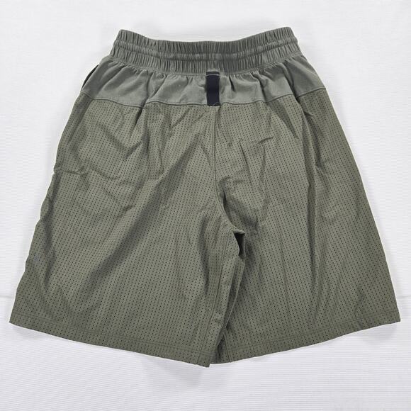 Lululemon Step Back Jump Mesh Athletic Short in Green Men's Size Small‎ - Picture 4 of 5